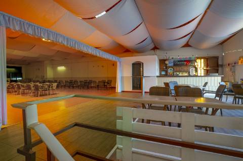 Fabrica e salão de Festas em Vila Real de António