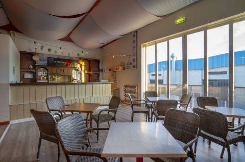 Fabrica e salão de Festas em Vila Real de António