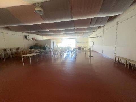 Fabrica e salão de Festas em Vila Real de António