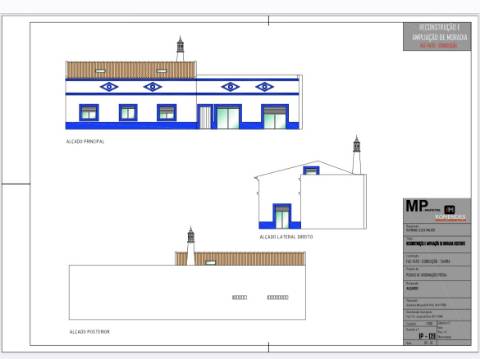 Ruína com vista para o mar