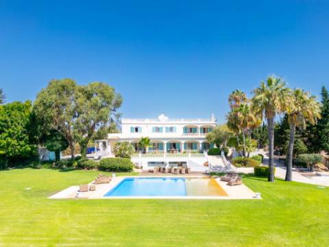 Moradia de Luxo em primeira linha na Ria Formosa