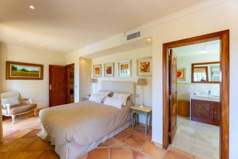 Moradia de Luxo em primeira linha na Ria Formosa