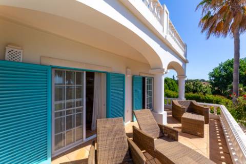 Moradia de Luxo em primeira linha na Ria Formosa