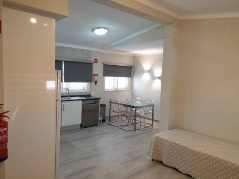 Magnifica andar de moradia para arrendamento de Outubro a Maio, Manta Rota