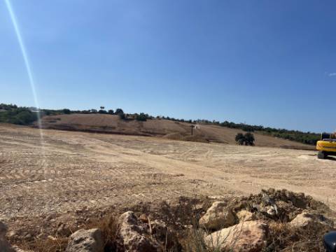 Oportunidade de Ouro em Loulé: Terreno de 14,5 Hectares para Construção de Hotel de Turismo Rural