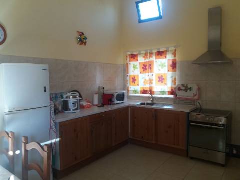 Moradia V2 no Monte Fino (Outubro a Maio)