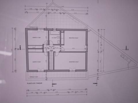 MORADIA T5+1 COM ESPAÇO EXTERIOR NO CENTRO DE CASTRO MARIM - ALGARVE