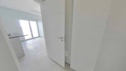 MORADIA T5+1 COM ESPAÇO EXTERIOR NO CENTRO DE CASTRO MARIM - ALGARVE