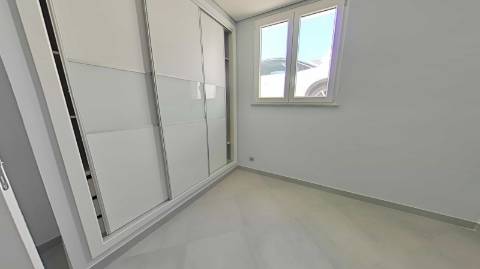 MORADIA T5+1 COM ESPAÇO EXTERIOR NO CENTRO DE CASTRO MARIM - ALGARVE