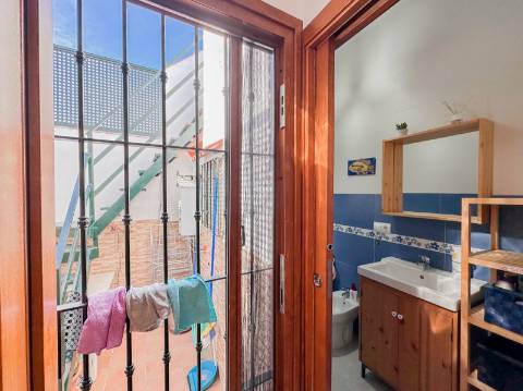 Casa Térrea T2 com Terraço Vista Mar em Punta del Moral, a 50m do Mar!