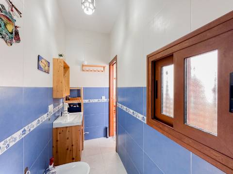 Casa Térrea T2 com Terraço Vista Mar em Punta del Moral, a 50m do Mar!