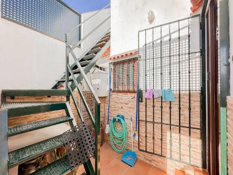 Casa Térrea T2 com Terraço Vista Mar em Punta del Moral, a 50m do Mar!