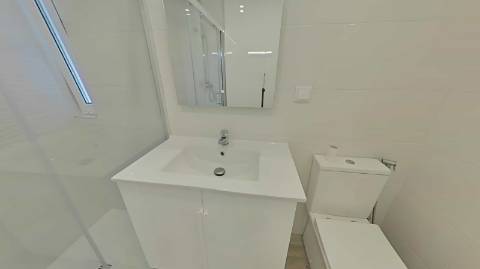 Apartamento T1 renovado perto da Praia