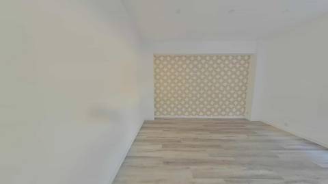 Apartamento T1 renovado perto da Praia