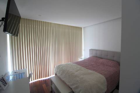 Moradia V4 com Piscina em Tavira