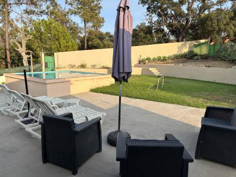 Magnifica moradia de campo T7 inserida num lote de terreno de 12000 m2.