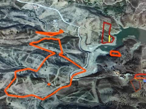 TERRENO COM 100.060 M2 - POSSIBILIDADE DE CONSTRUÇÃO - HABITAÇÃO E/OU TURISMO - JUNTO A BARRAGEM DA CAROUCHA - BOTELHAS - CASTRO MARIM - ALGARVE