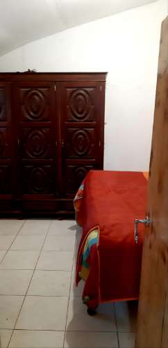 Moradia típica com terreno agrícola em Santa Catarina da Fonte do Bispo