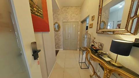 Moradia com 3 Quartos e Alojamento Local na Zona Histórica de Faro