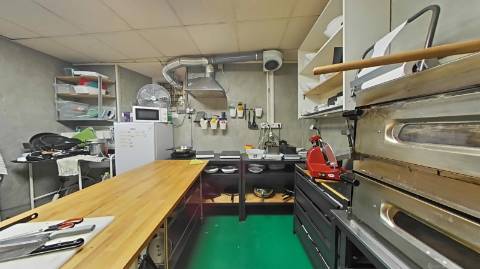 Restaurante Equipado e Pronto a Operar com Decoração Única!