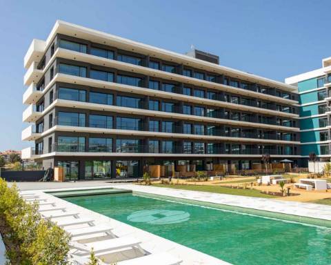 Apartamento T4 Duplex - LUX GARDEN