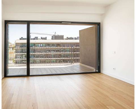 Apartamento T4 Duplex - LUX GARDEN