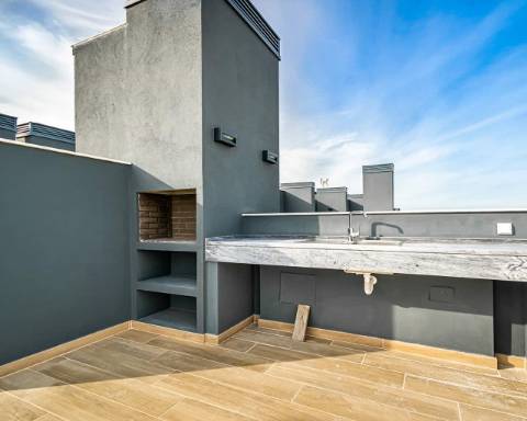 Apartamento T4 Duplex - LUX GARDEN