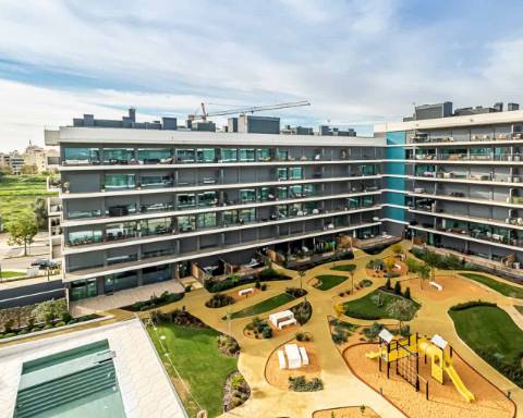 Apartamento T4 Duplex - LUX GARDEN