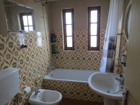 Moradia para arrendamento ANUAL