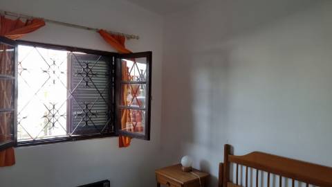 Moradia para arrendamento ANUAL