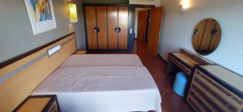 APARTAMENTO T0 mobilado c/ RENDIMENTO Albufeira