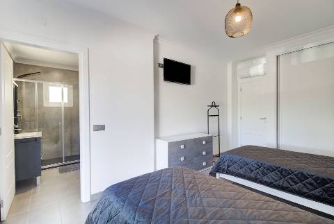 Excecional Moradia de Luxo com 4 Suítes e Piscina em Monte Francisco, Castro Marim, Algarve