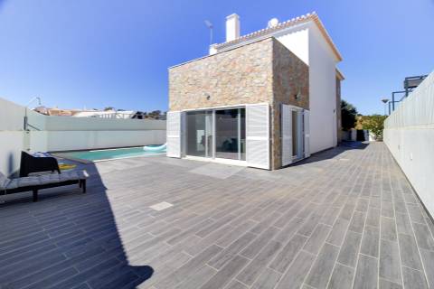 Excecional Moradia de Luxo com 4 Suítes e Piscina em Monte Francisco, Castro Marim, Algarve