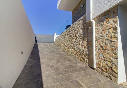 Excecional Moradia de Luxo com 4 Suítes e Piscina em Monte Francisco, Castro Marim, Algarve