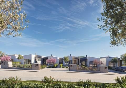 Moradia em banda de 2 quartos com piscina