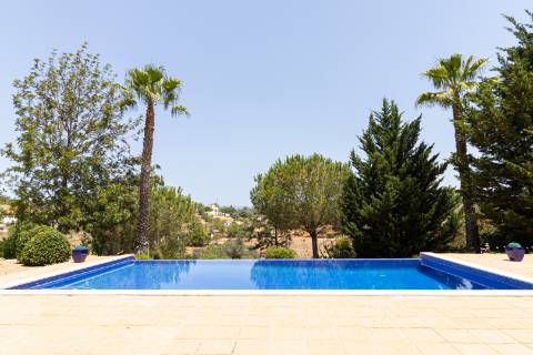 Moradia de Três Quartos no Exclusivo Vale da Pinta Golf Resort