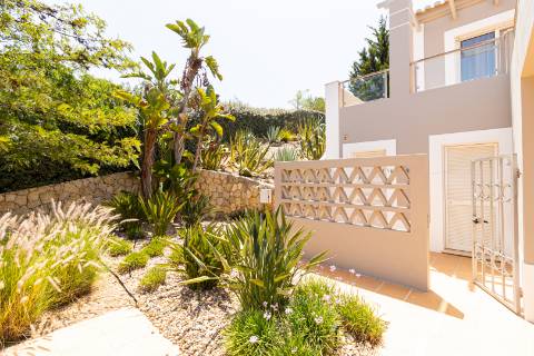 Moradia de Três Quartos no Exclusivo Vale da Pinta Golf Resort