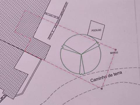 MORADIA DE ALDEIA - EM RUINAS - PARA DEMOLIR OU RECONSTRUIR - COM TERRENO DE 143 M2 - MONTE DOS MATOS - CASTRO MARIM - ALGARVE