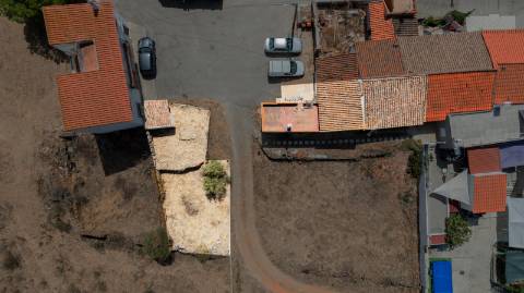 Casa Térrea para Recuperar com Projeto Aprovado - Azinhal, Castro Marim