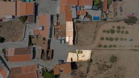 Casa Térrea para Recuperar com Projeto Aprovado - Azinhal, Castro Marim