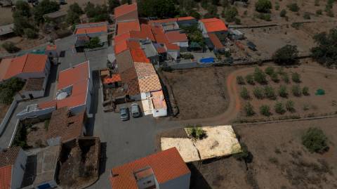 Casa Térrea para Recuperar com Projeto Aprovado - Azinhal, Castro Marim