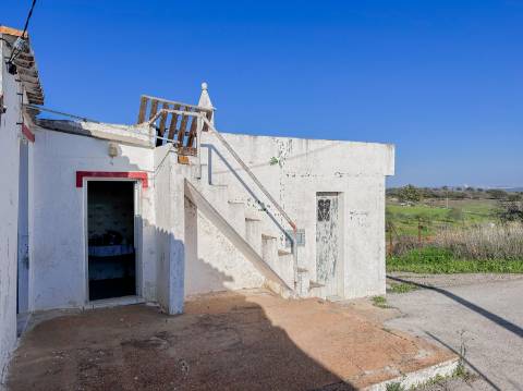 Casa Térrea para Recuperar com Projeto Aprovado - Azinhal, Castro Marim