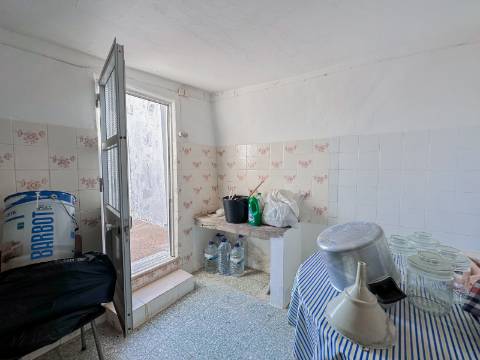 Casa Térrea para Recuperar com Projeto Aprovado - Azinhal, Castro Marim
