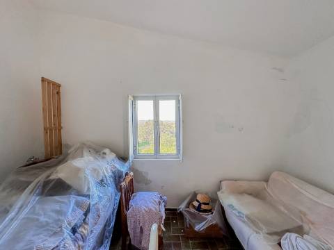 Casa Térrea para Recuperar com Projeto Aprovado - Azinhal, Castro Marim