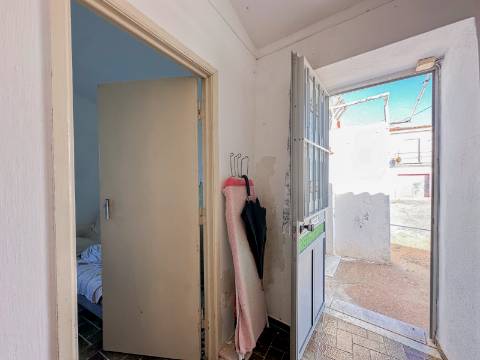 Casa Térrea para Recuperar com Projeto Aprovado - Azinhal, Castro Marim