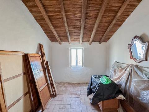 Casa Térrea para Recuperar com Projeto Aprovado - Azinhal, Castro Marim