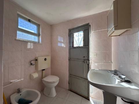 Casa Térrea para Recuperar com Projeto Aprovado - Azinhal, Castro Marim