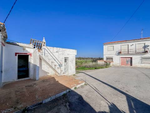 Casa Térrea para Recuperar com Projeto Aprovado - Azinhal, Castro Marim