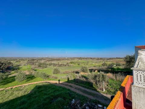 Casa Térrea para Recuperar com Projeto Aprovado - Azinhal, Castro Marim