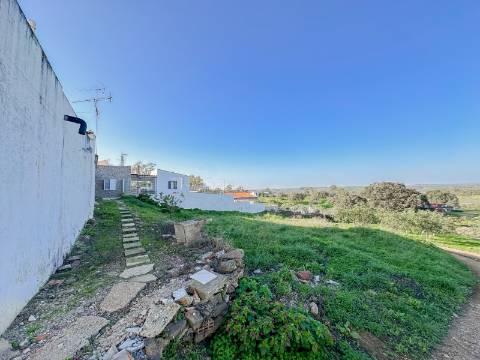 Casa Térrea para Recuperar com Projeto Aprovado - Azinhal, Castro Marim